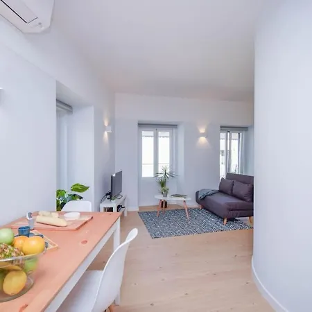 Charming Seaside - 1 Min From The Apartman Cascais